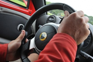  卓越的汽车驾驶体验 